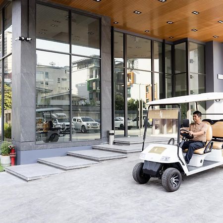 Pure Eleven Hotel Bangkok Makkasan المظهر الخارجي الصورة
